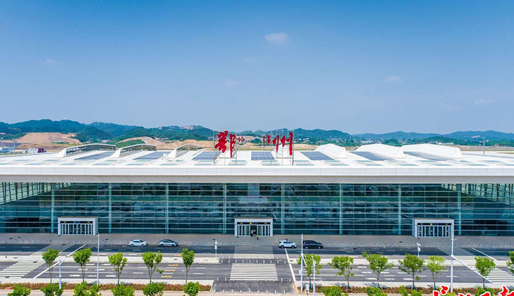 鄂州机场停车系统